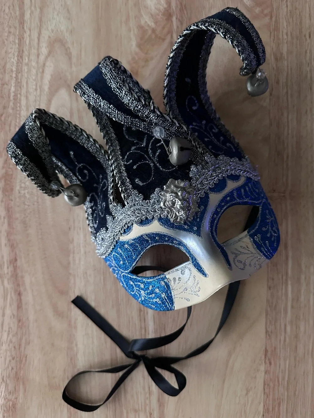 Blue  🎉Mardi Gras 🎉 Venetian Jester Masquerade Mask • blue & silver NWT